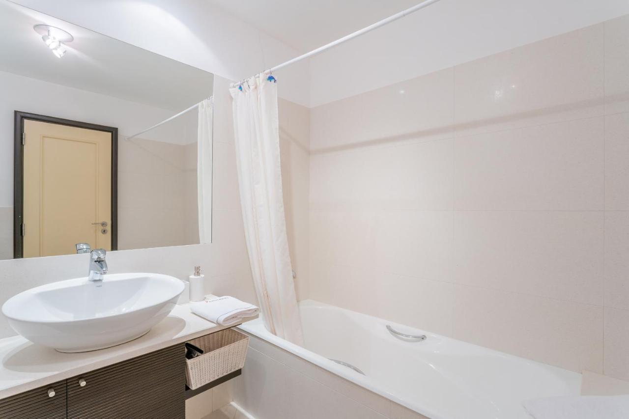 Flh Funchal Balcony Apartment With Sea View Exteriör bild